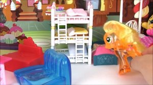 Cильваниан Фэмилис Пижамная Вечеринка Эппл Блум. Май Литл Пони Мультик Игрушки для Девочек