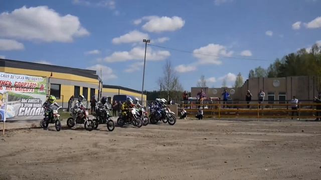 Мотокросс в Тярлево 21.05.2107 смотреть онлайн