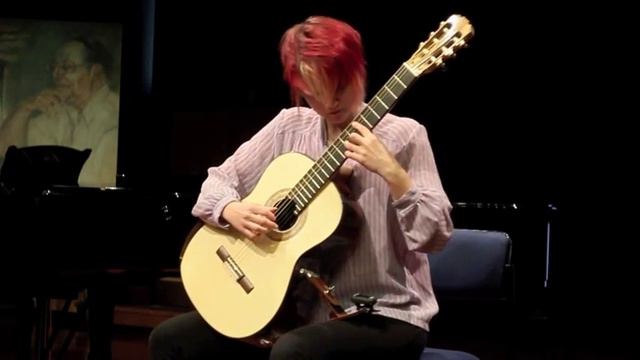 BWV 1006a, Loure & Gavotte by J. S. Bach (live), performed by Stephanie Jones смотреть онлайн