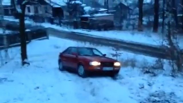 Opony z dupy :-) :-) Audi coupe quattro 2.3 20v смотреть онлайн