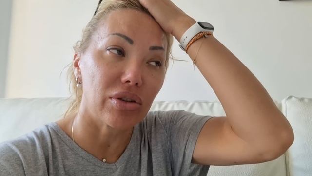 ПЕРЕЕЗД С КУЧЕЙ ВЕЩЕЙ в старую квартиру без ремонта/что делать?Где и с кем котики, почему не с нами смотреть онлайн