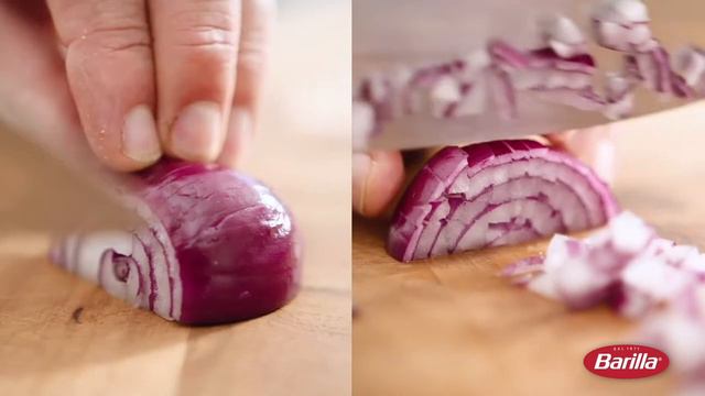 Спагетти с мясными шариками смотреть онлайн