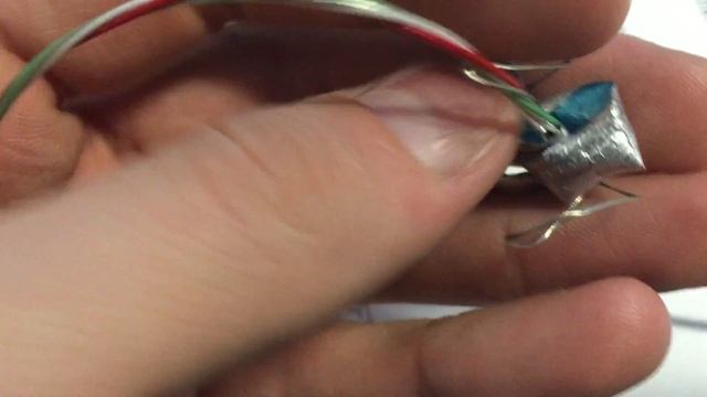 Сгорел оригинальный Apple кабель от iPhone смотреть онлайн