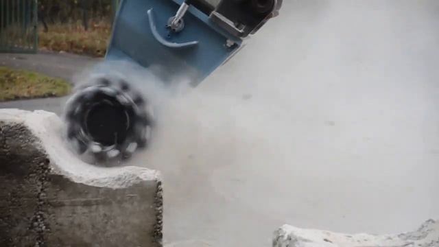 Роторная фреза ROCKWHEEL D10 работа с бетоном смотреть онлайн