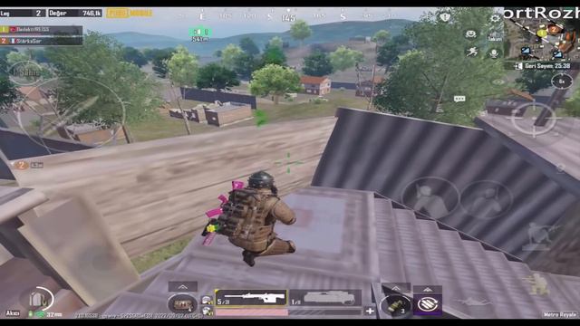 IN ONE GAME TWO HACKER - ONLY AMR - METRO ROYALE смотреть онлайн
