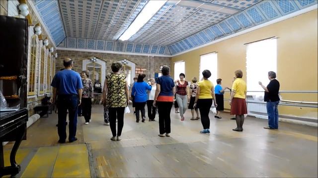 Клуб Настроение В Солдатовой танцует. Кадриль Мезенская смотреть онлайн