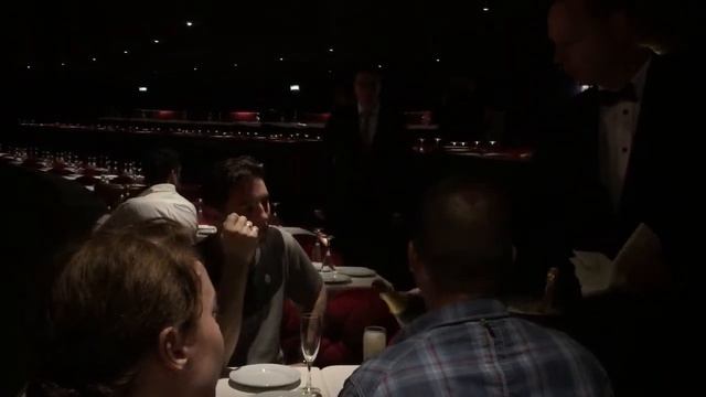 Отдыхаем в Лидо Париж смотреть онлайн