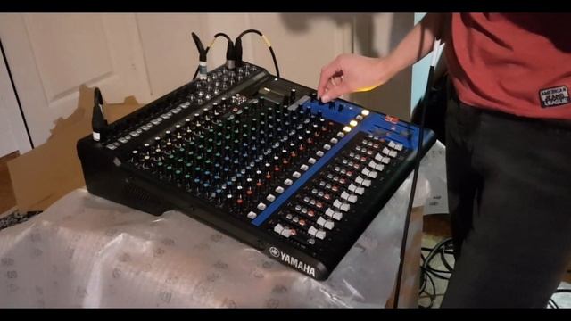 Unboxing and Setup! New Yamaha MG16XU USB Mixer смотреть онлайн