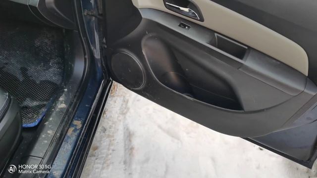 Замена штатных динамиков на chevrolet cruze на DL Audio Gryphon Lite 165 смотреть онлайн