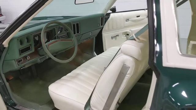 5k Mile 2-Owner 1977 Chevrolet Monte Carlo Landau Coupe Interior смотреть онлайн