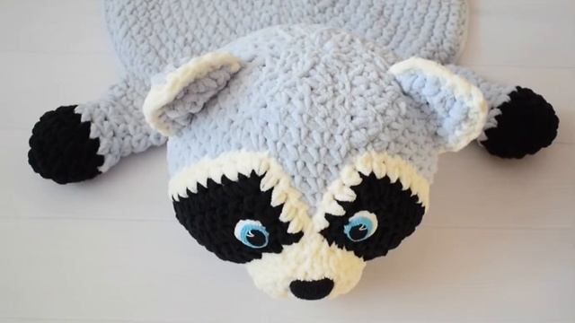 Коврик єнот із Алізе Пуффі. Енот амигуруми. Alize Puffy. Енот из Ализе Пуффи смотреть онлайн