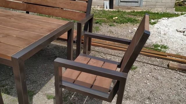 Самый популярный комплект садовой мебели в стиле лофт. смотреть онлайн