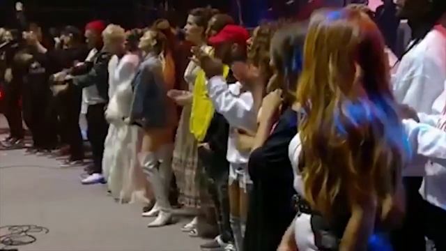 ДРАМАТИЧЕСКАЯ ИСТОРИЯ прошлых отношений Арианы Гранде! смотреть онлайн