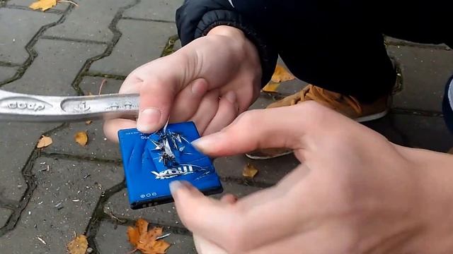 ПРОТКНУЛ БАТАРЕЮ | ЧТО БУДЕТ? смотреть онлайн