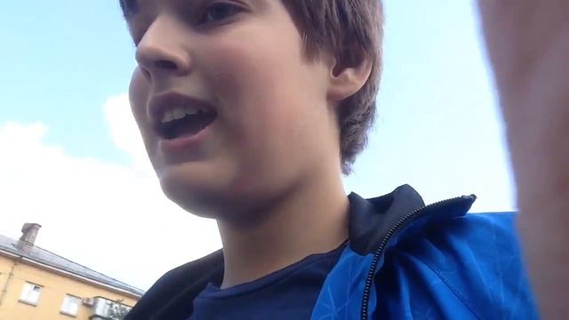 Катаемся на самокате смотреть онлайн