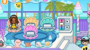 тока бока Алёна и Даша идут на атракционы