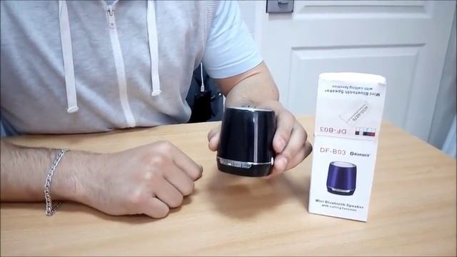 Bluetooth-колонка ST-12 смотреть онлайн