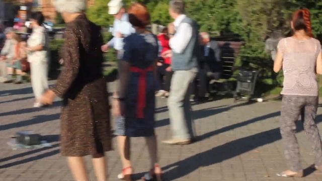 Зажигательные танцы иркутских пенсионеров смотреть онлайн