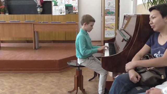 Пузеев Георгий - "У гномов" смотреть онлайн