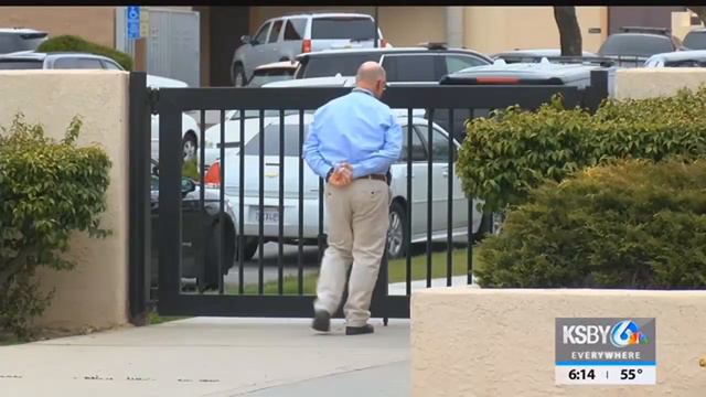Former Paso High student among two arrested following 'irresponsible' Snapchat post, police say смотреть онлайн
