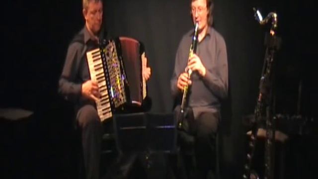 David Vernon and Dick Lee - Greenbank Hornpipe смотреть онлайн