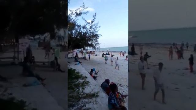 PAJE beach evening смотреть онлайн