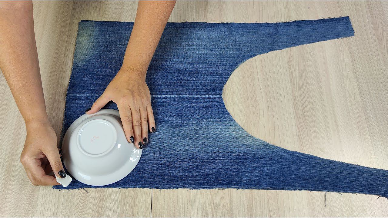 ⭐️СУМКА ИЗ СТАРЫХ ДЖИНСОВ своими руками / Переработка старых джинсов смотреть онлайн