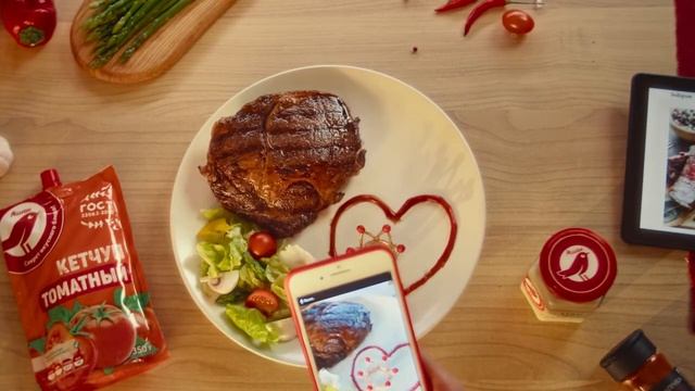 Реклама АШАН. Подарки для любимых защитников. смотреть онлайн