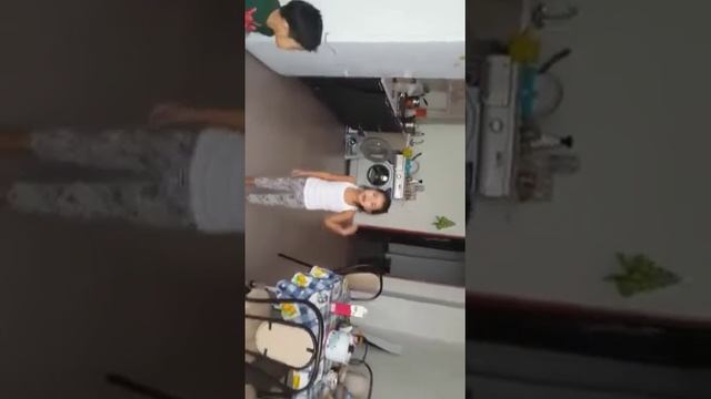 Детские развивающие стихи на казахском для самых маленьких. смотреть онлайн