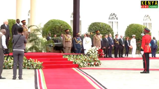 SEE HOW PRESIDENT RUTO WELCOMED ITALY PRESIDENT SERGIO MATTARELLA AT STATE HOUSE NAIROBI смотреть онлайн