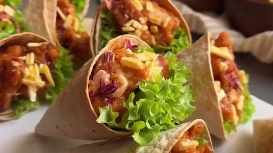 Кулечки из лаваша с куриными стрипсами смотреть онлайн