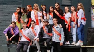 Поздравление выпускников от учителей