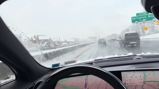 EVpocalypse: gas cars aren't selling well and EV are surging forward! смотреть онлайн