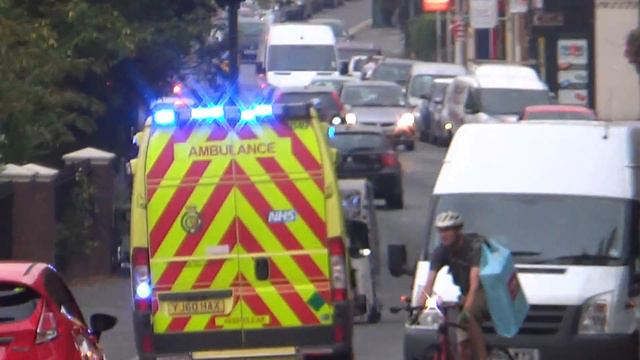 West Midlands Ambulance Service | 4049 | Peugeot Boxer | On shout смотреть онлайн