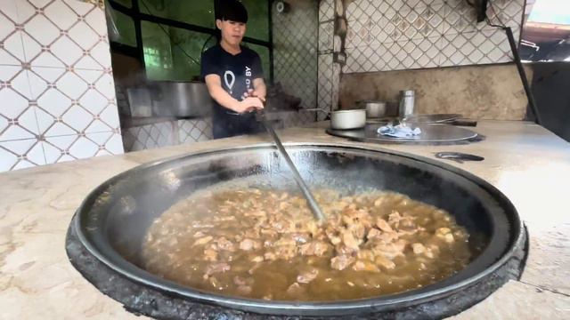 400 KG BIG MEAT KABULI PULAO MAKING |Gaint Size Recipe | Afghani Traditional | Karachi street food смотреть онлайн