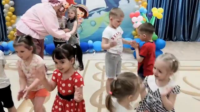 01.06,2021. День защиты детей в мл и ср группах. Танец друзей "Дрозд" ДС "Островок" ????? смотреть онлайн