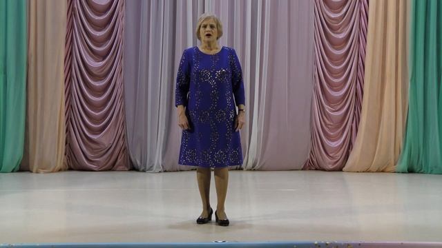 "В столовой школьной..." смотреть онлайн