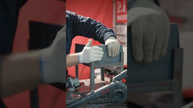 Сварочный инвертор PMI220-C1 в руках начинающего сварщика #pittools #сварка