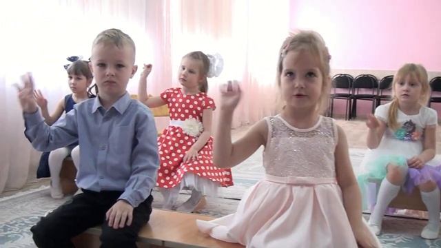 МУЗЫКАЛЬНОЕ ЗАНЯТИЕ В СТАРШЕЙ ГРУППЕ "Звучащий мир" смотреть онлайн