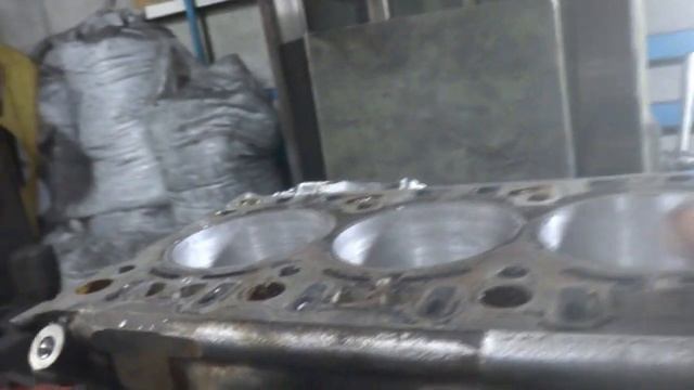 Растачиваем двигатель.любой.хон или зеркало??? смотреть онлайн