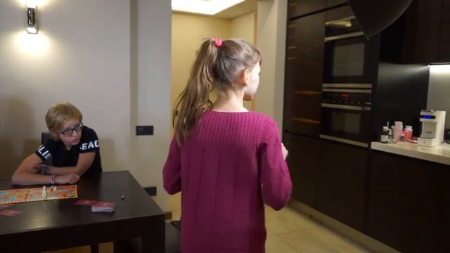 Настольные игры. День вождей. Видео для детей. (продолжение) смотреть онлайн