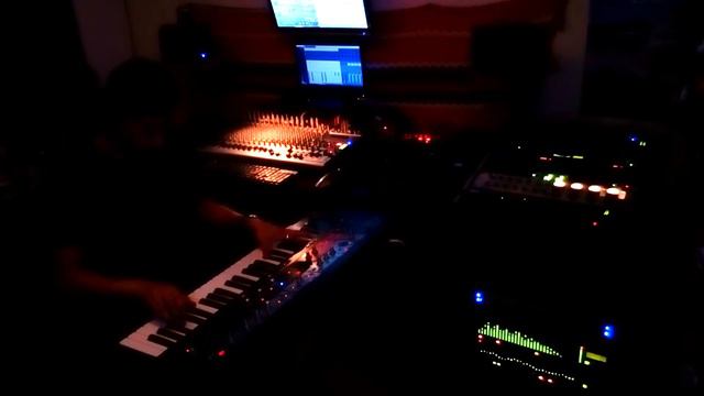 Roland SH-201 / Terminator 2 pad смотреть онлайн