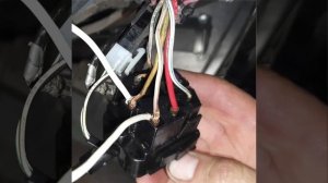 Если На нексии не горят фары, а ехать надо.