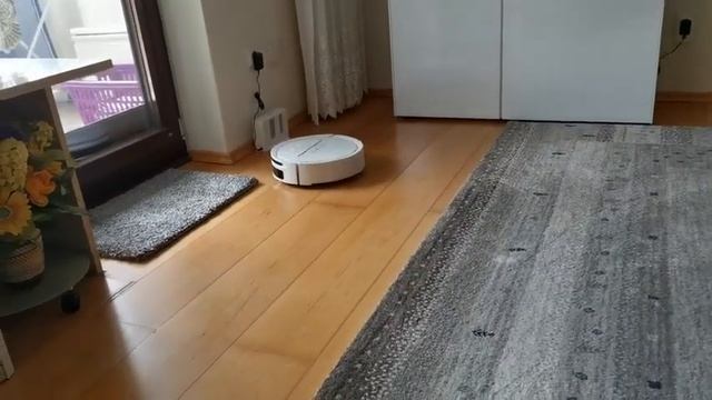 Saug-Wischroboter, 2 X Wischbezug, Reinigungsutensilien Für Die Bürste, Ladestation