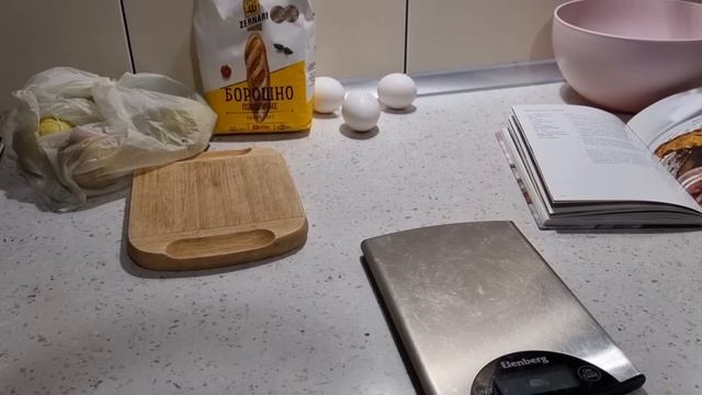 КУПИЛА ШУБКУ, ИСПЕКЛА ГРУШЕВЫЙ ПИРОГ И ПОДЕЛИЛАСЬ КОШМАРОМ??? смотреть онлайн