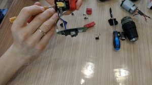 РЕМОНТ КНОПКИ ШУРУПОВЕРТА BOSCH 1440 LI-2