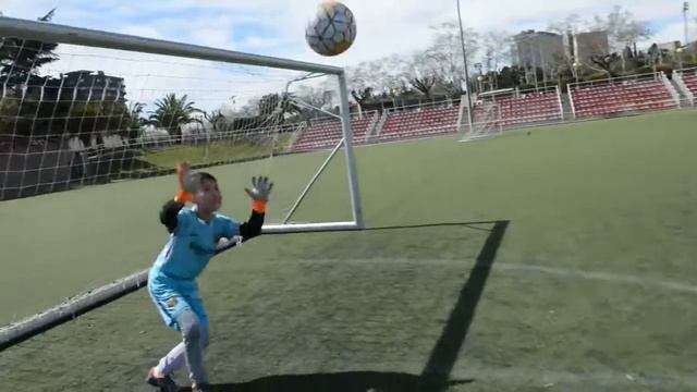 Отец участника выезда на тренировки в школу FC Barcelona делится впечатлениями