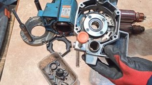 И какой он профессионал!!?? Отзыв мастера? Фрезер Sturm ER1120P