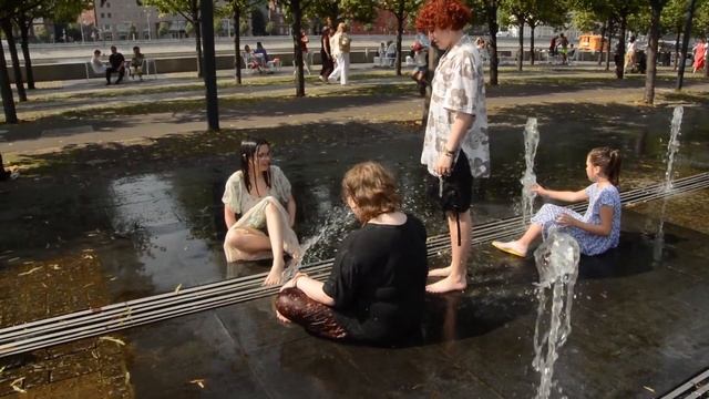 Funny girls and wet pants and dresses-3! 2023/ Веселые девушки и мокрые брюки и платья-3! 2023г. смотреть онлайн