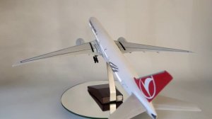 Модель самолета Boeing 777 Turkish Airlines 1:157 (с подсветкой салона)